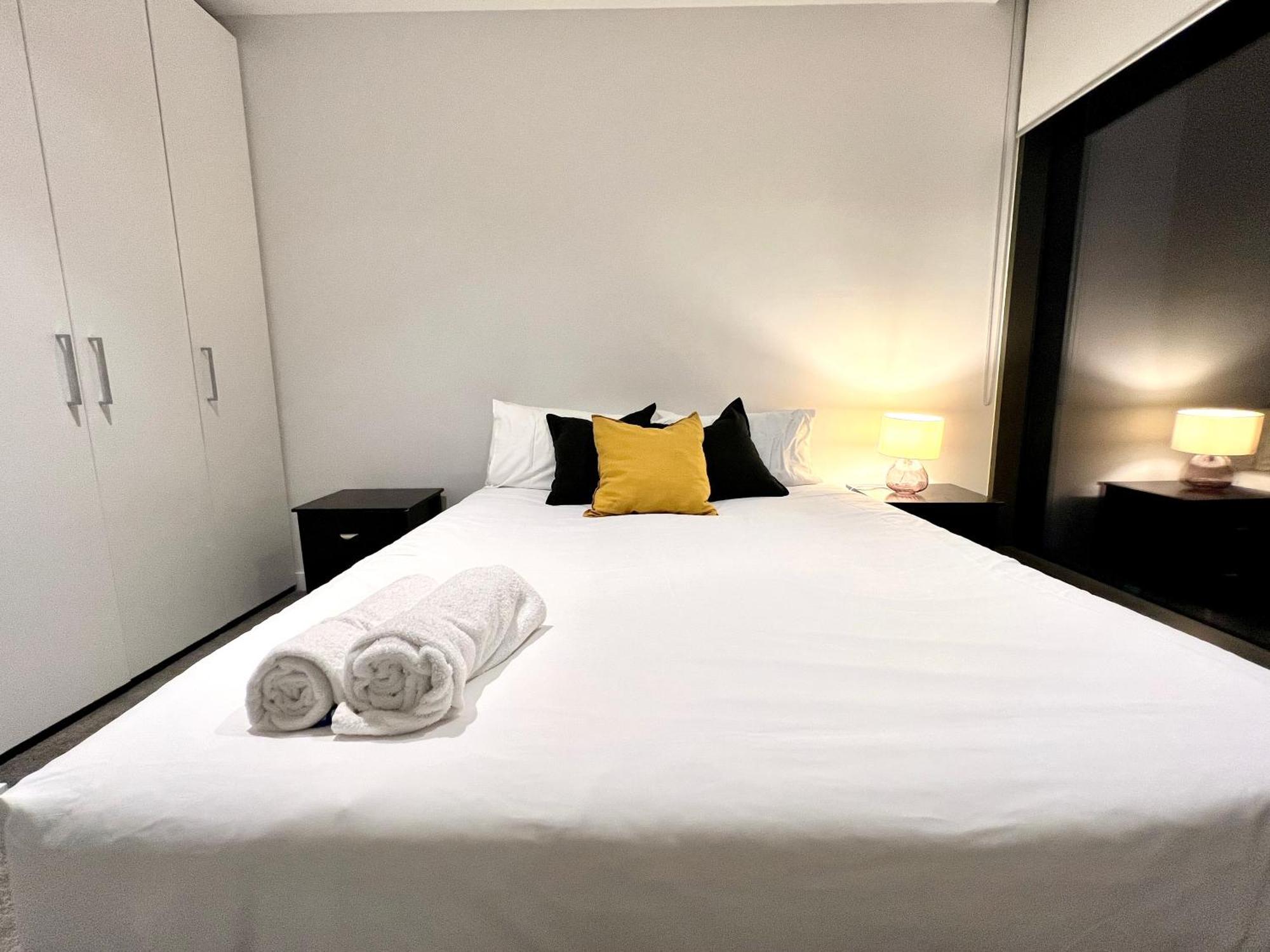 Readyset Apartments At Madison Ville de Ville de Melbourne Extérieur photo