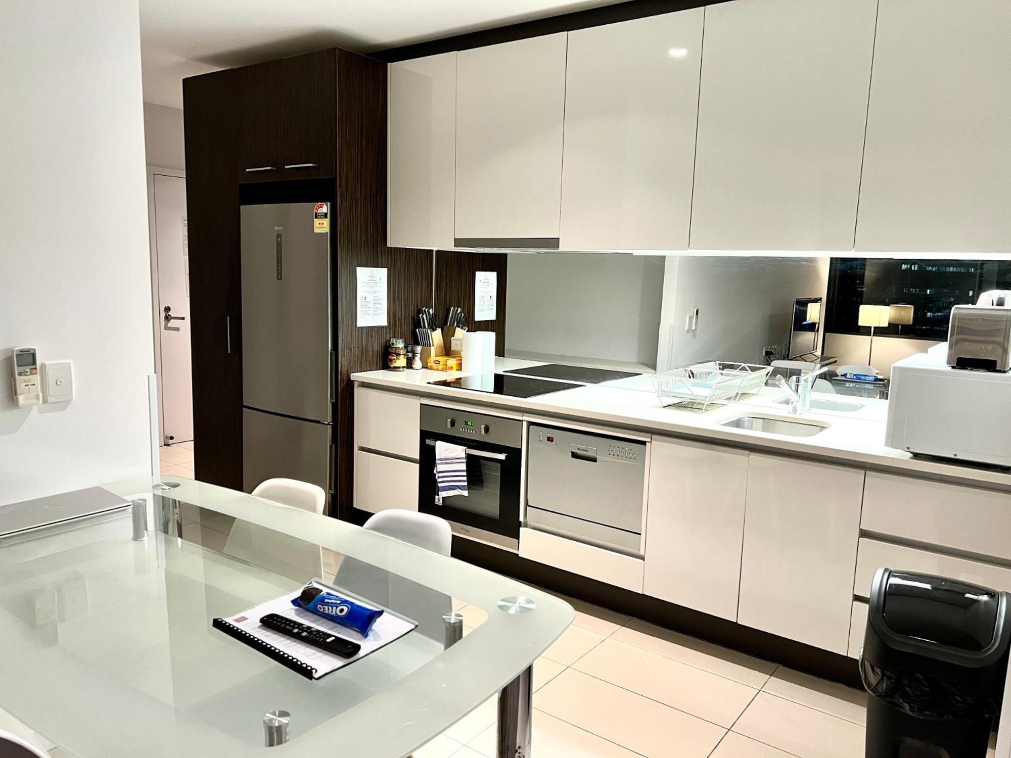 Readyset Apartments At Madison Ville de Ville de Melbourne Extérieur photo