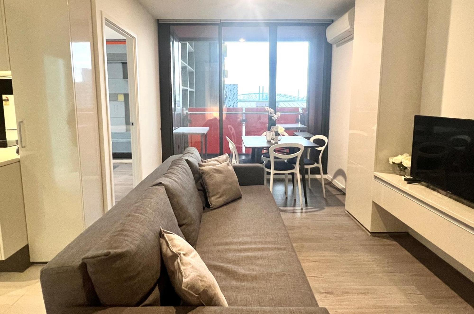 Readyset Apartments At Madison Ville de Ville de Melbourne Extérieur photo